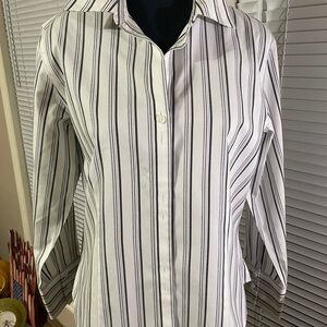 Women’s gold label 14 petite. Non-iron button-down blouse.